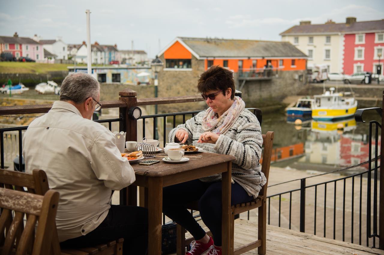 Hotel Monachty Aberaeron Exterior foto