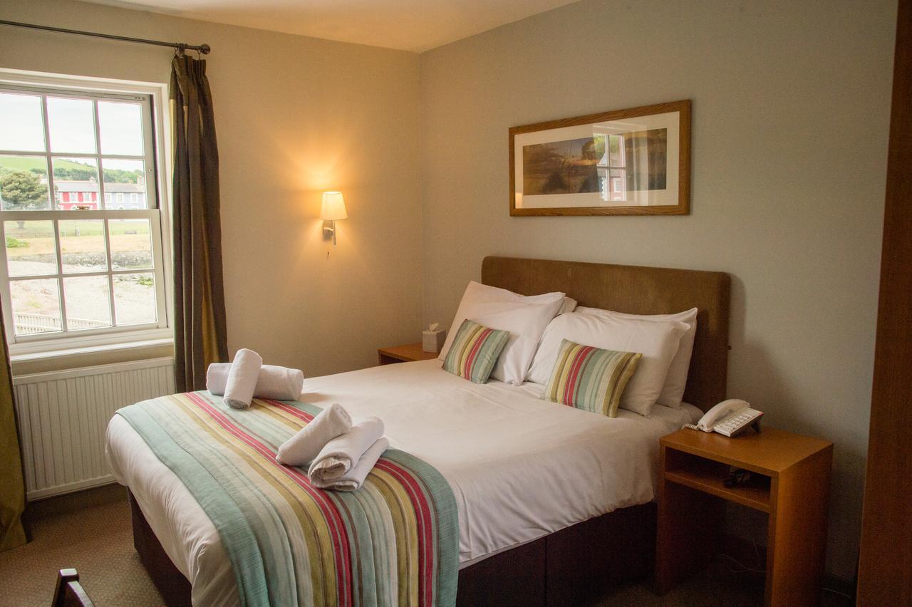 Hotel Monachty Aberaeron Exterior foto