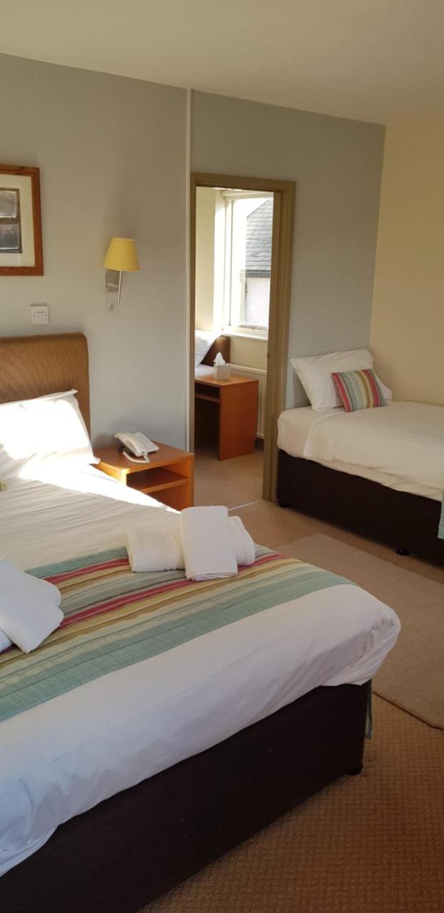 Hotel Monachty Aberaeron Exterior foto